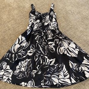 White House Black Market sleeveless dress